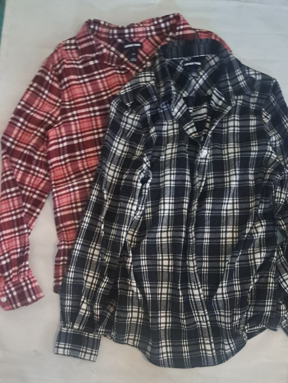 2 - 10T Plaid Button-Down Shirt Duo Black & Red Plaid - Picture 4 of 4